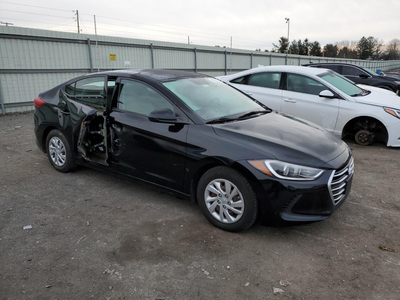 5NPD74LF8HH067481 2017 Hyundai Elantra Se