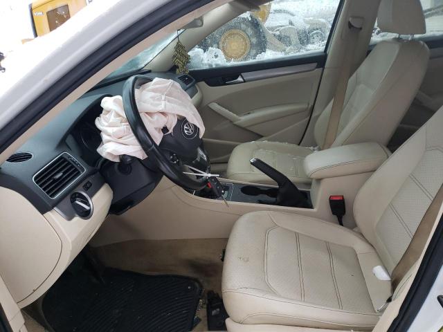 2015 VOLKSWAGEN PASSAT S - 1VWAT7A33FC003346