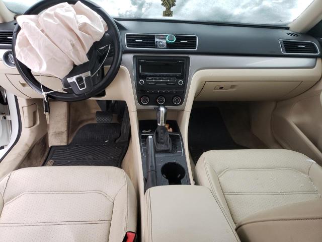 2015 VOLKSWAGEN PASSAT S - 1VWAT7A33FC003346