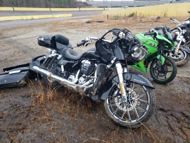 2017 HARLEY-DAVIDSON FLTRXS ROA - 1HD1KTC14HB695781