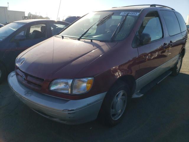 1998 Toyota Sienna LE