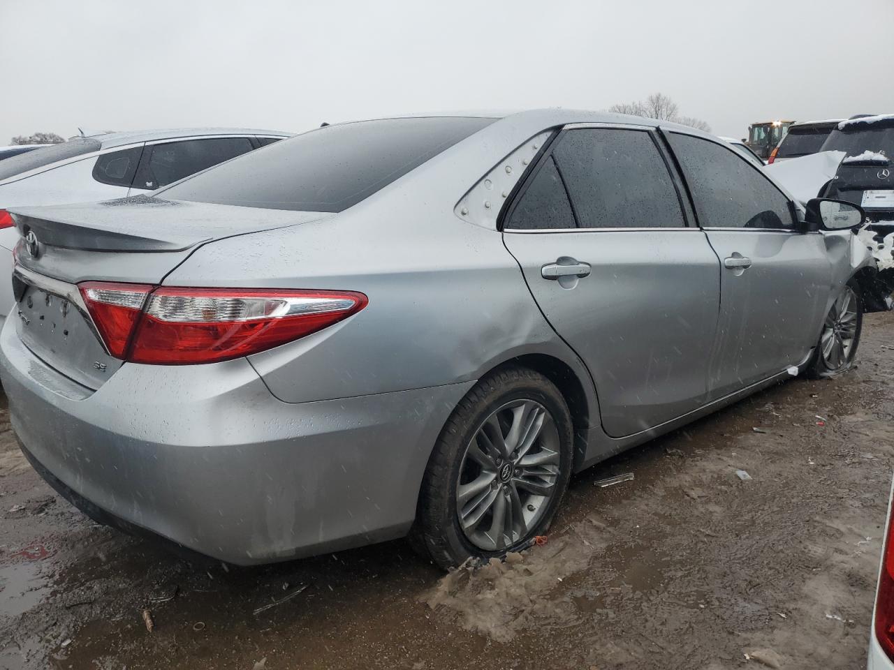 4T1BF1FK9HU733962 2017 Toyota Camry Le