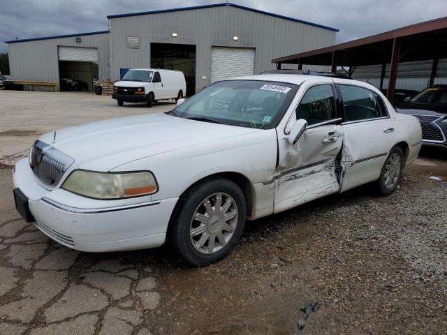 2007 Lincoln Town Car Signature Limited