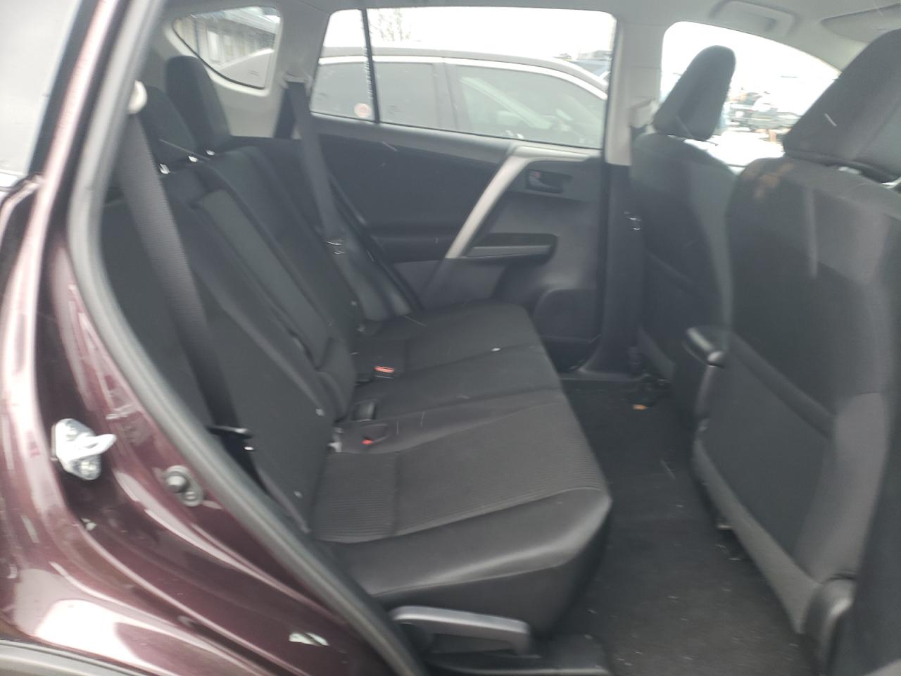 2T3BFREV7GW526261 TOYOTA RAV4 2016