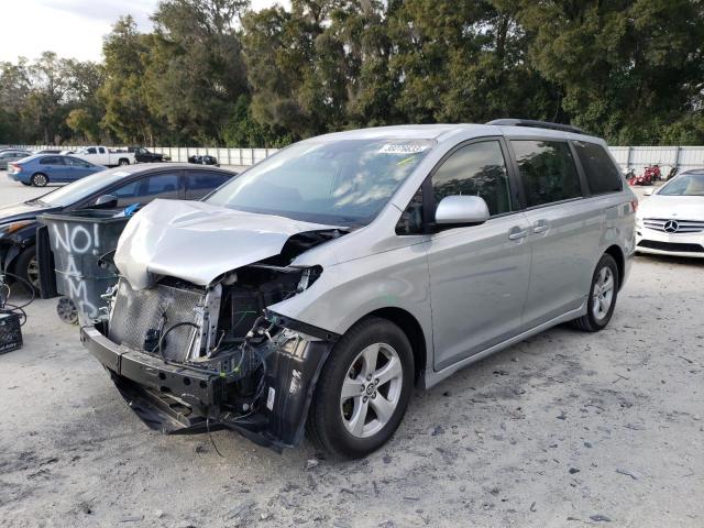 2019 Toyota Sienna LE