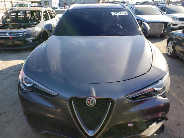 2018 ALFA ROMEO STELVIO - ZASFAKAN8J7B81071