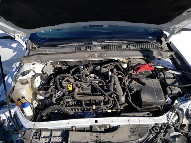 3FA6P0HD7JR260707 Ford FUSION SE