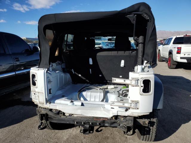 1C4BJWDG0GL119921 Jeep Wrangler Unlimited Sport