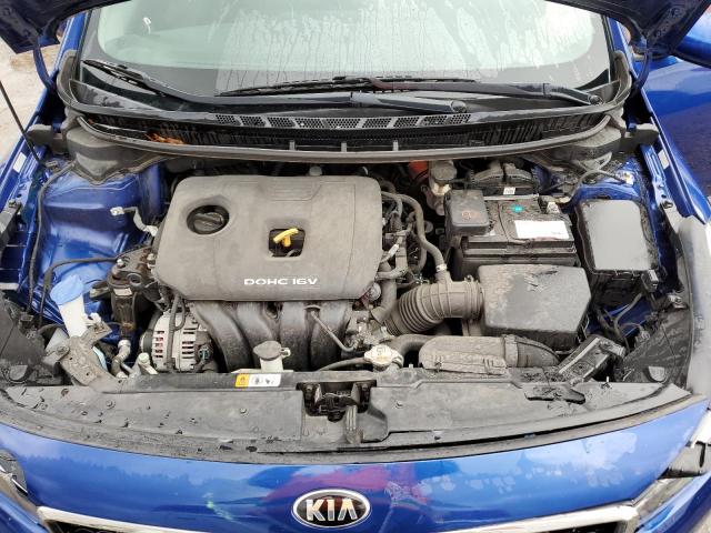 3KPFK4A7XHE107177 KIA FORTE LX