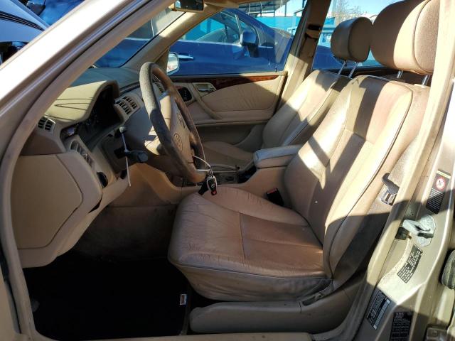 WDBJF65J1YB012180 Mercedes-Benz E 320