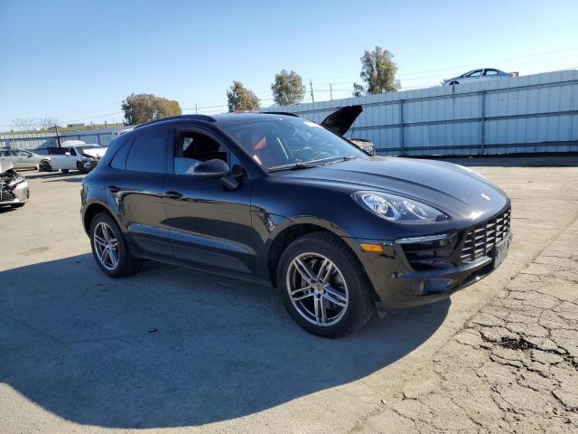 2017 PORSCHE MACAN S - WP1AB2A53HLB18444
