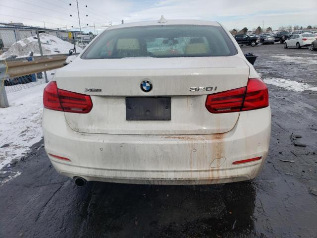 WBA8E5G53JNU45725 BMW 320 XI