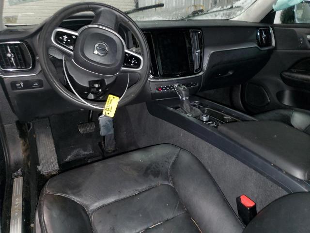 7JRA22TK0KG003273 Volvo S60 T6 Momentum