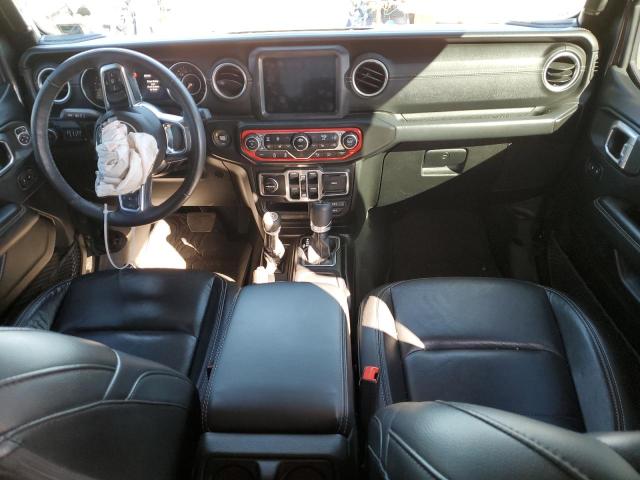 1C4HJXEG7JW121640 Jeep Wrangler Unlimited Sahara