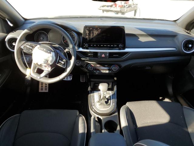 3KPF54AD1PE548093 KIA Forte Gt Line
