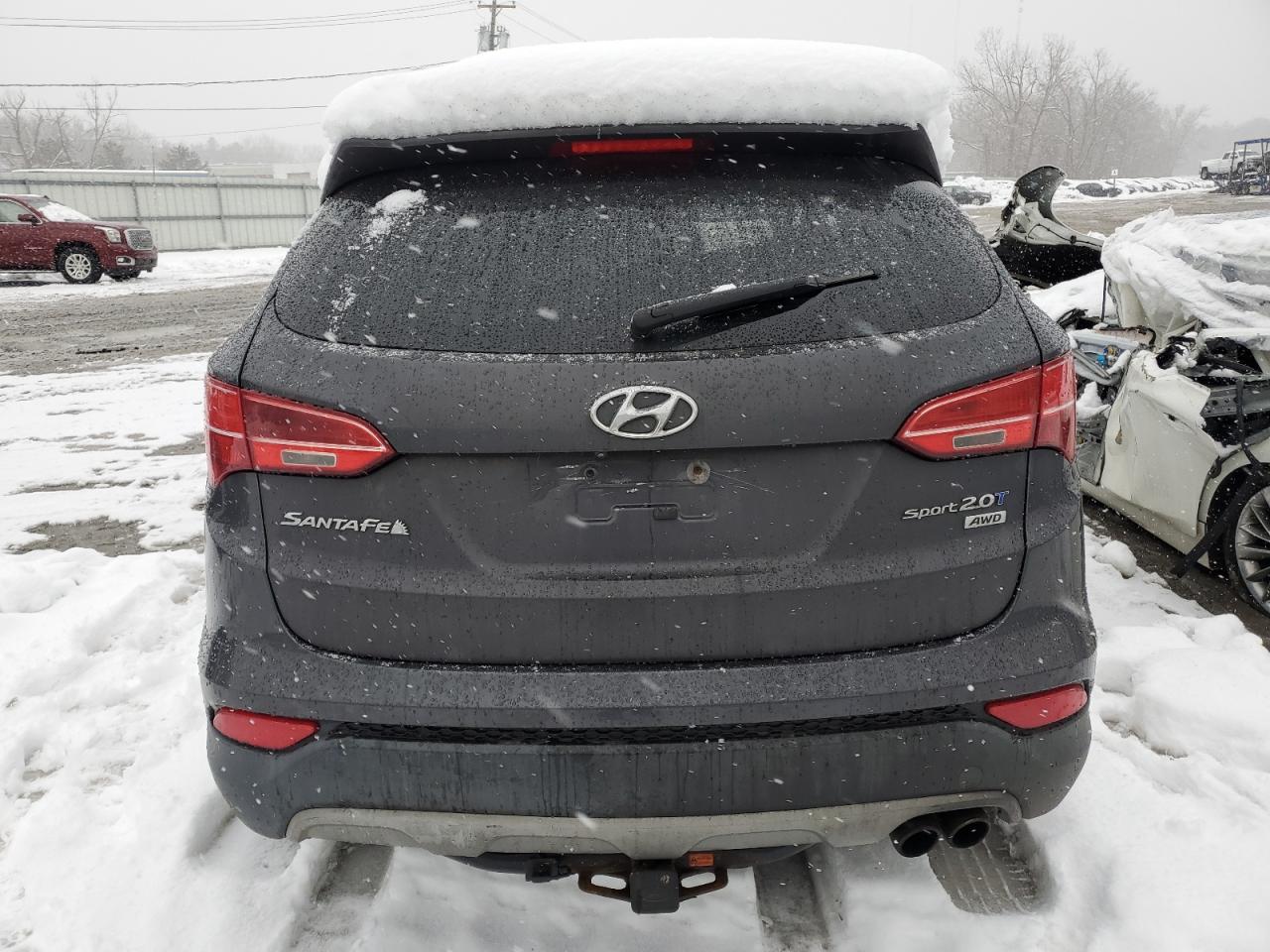 5XYZUDLA4FG262775 2015 Hyundai Santa Fe Sport