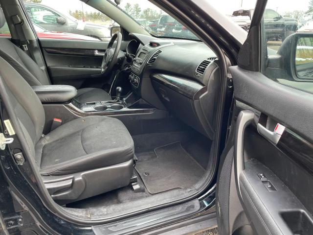 5XYKT3A60FG643231 KIA SORENTO LX