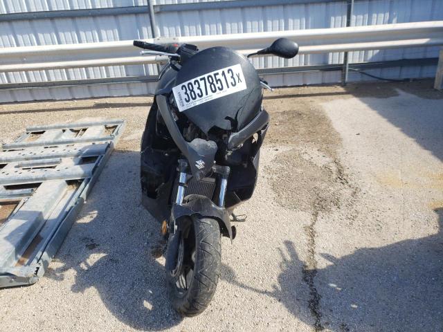 2019 SUZUKI UH200 - MLCCH41A2K1600023