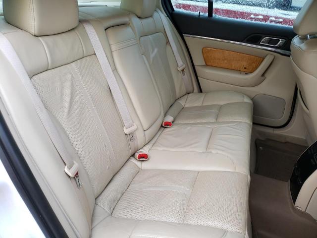 1LNHL9ER2AG606846 Lincoln MKS