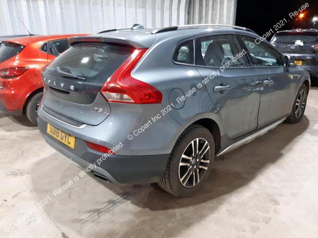 YV1MZ29L0J2157331 Volvo V40 Cross