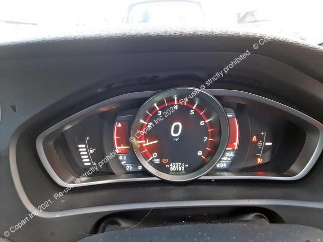 YV1MV2051F2214407 Volvo V40 R-desi