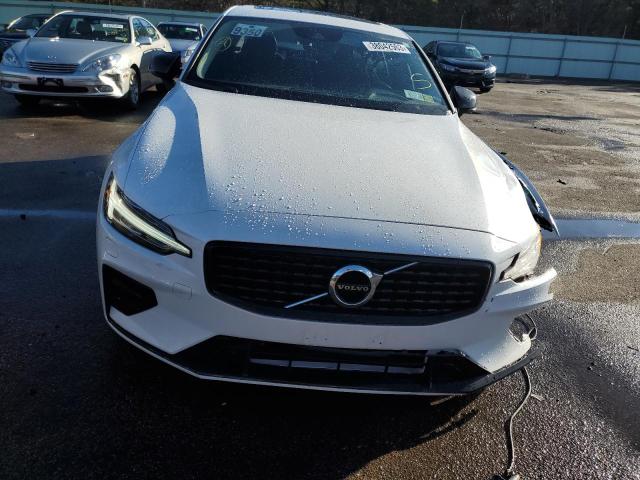 2022 VOLVO S60 B5 MOM - 7JRL12FZ5NG161309