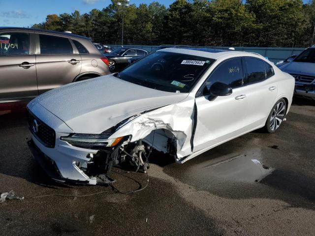 2022 VOLVO S60 B5 MOM - 7JRL12FZ5NG161309