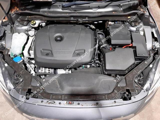 YV1MZ29L0J2157331 Volvo V40 Cross