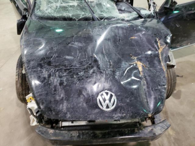 2016 VOLKSWAGEN BEETLE SE 3VWJ07AT8GM635042