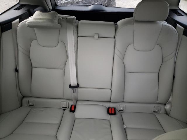 2022 VOLVO XC60 T8 RE YV4H60DZ4N1065247
