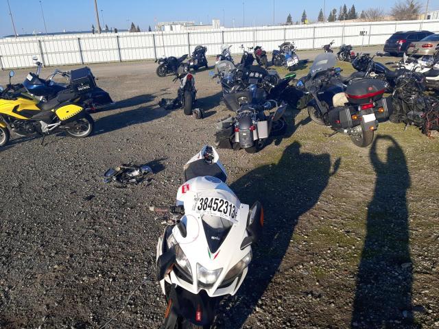 2010 APRILIA RSV4 R ZD4RKC014AS000069