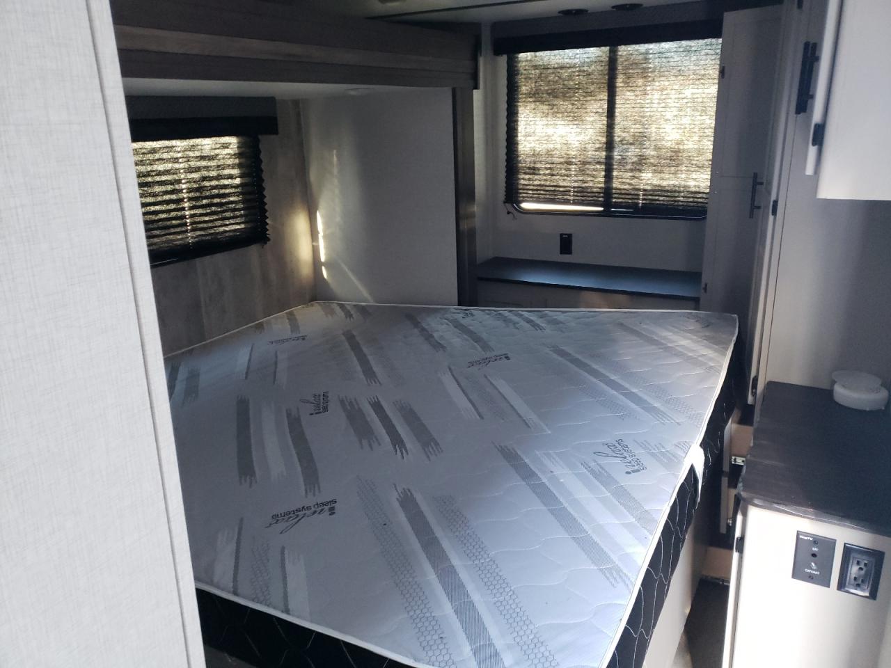 2021 KERV TRAILER - 4YDT37526M5330190