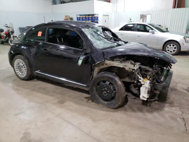 2016 VOLKSWAGEN BEETLE SE 3VWJ07AT8GM635042