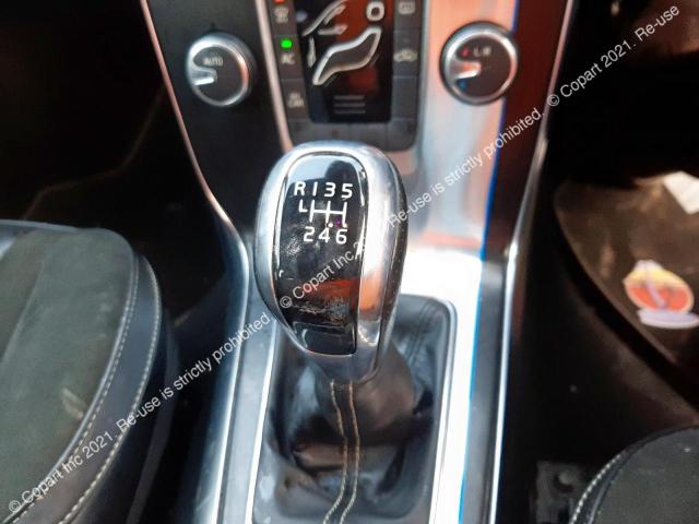 YV1MV2051F2214407 Volvo V40 R-desi