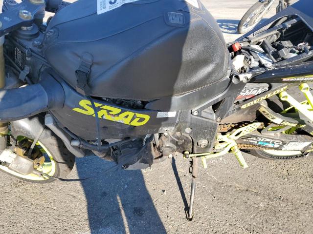 2004 SUZUKI GSX-R600 K - JS1GN7CA542105246
