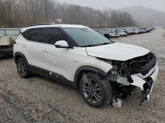 KNDEUCAA3M7100870 KIA Seltos
