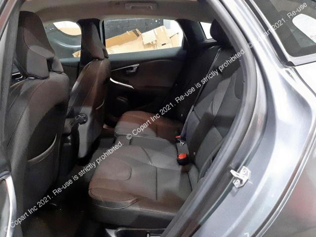 YV1MZ29L0J2157331 Volvo V40 Cross