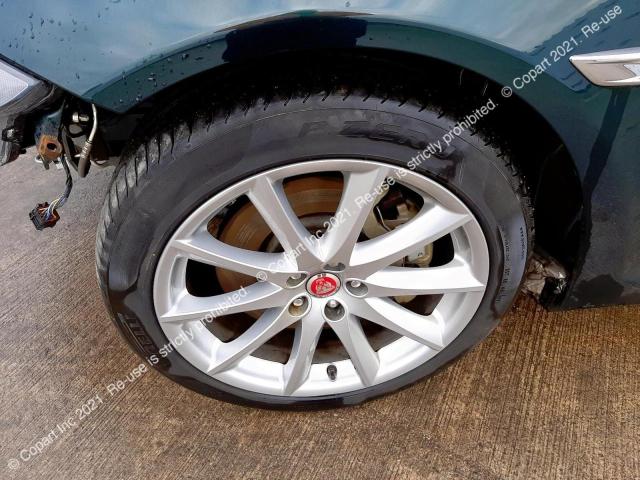 SAJAC269XHNW12719 Jaguar XJL PORTFO