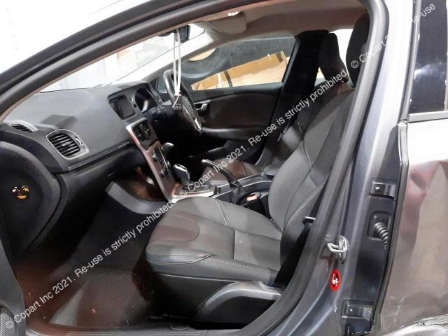 YV1MZ29L0J2157331 Volvo V40 Cross
