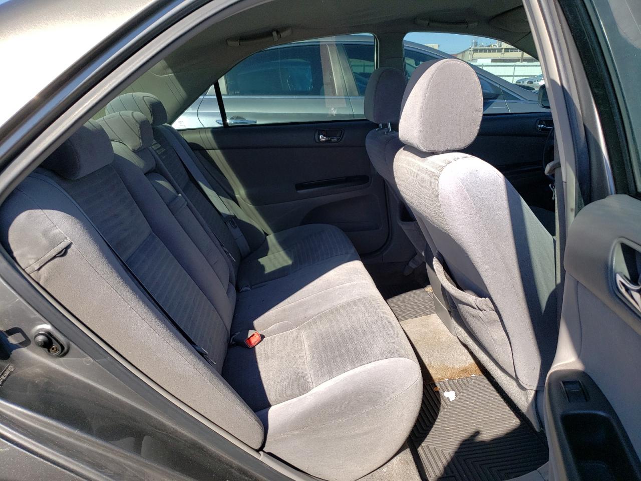 2006 Toyota Camry - Image 10