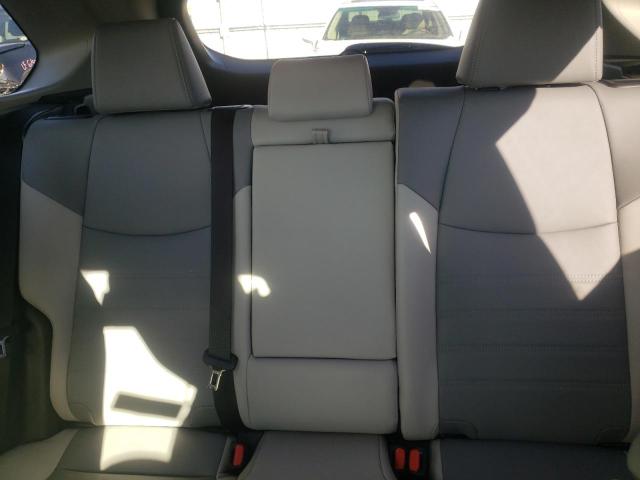 2019 TOYOTA RAV4 XLE P - JTMA1RFV0KD016476