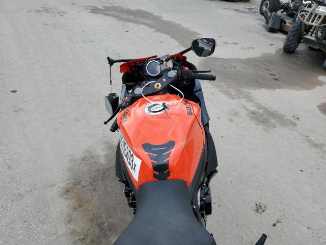 2022 SUZUKI GSX-R600 - JS1GN7FA9N7100888