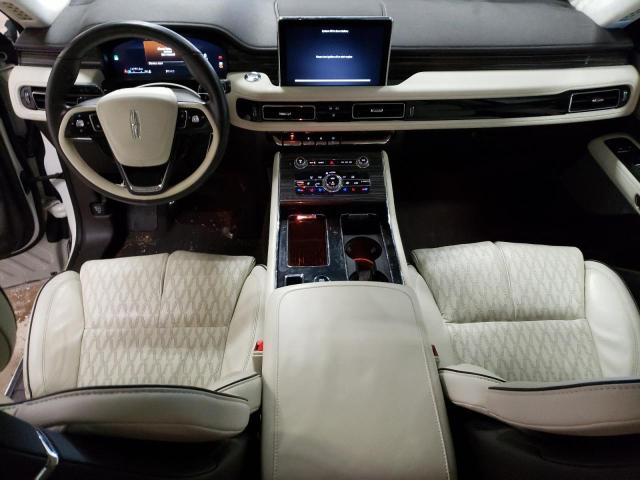 5LM5J9XC8MGL14640 Lincoln Aviator Black Label