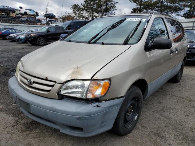 2001 Toyota Sienna LE