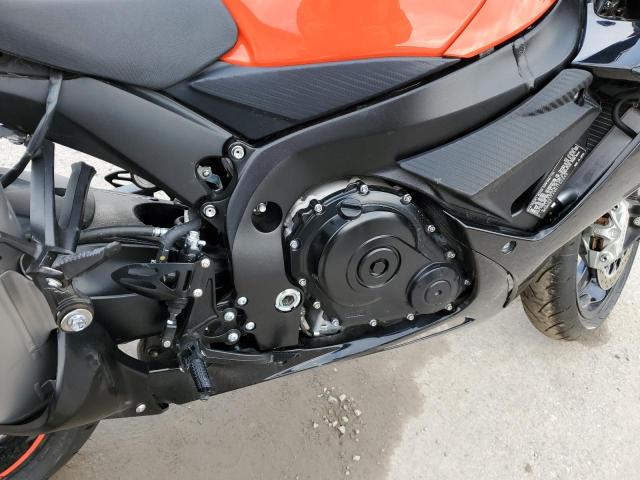 2022 SUZUKI GSX-R600 - JS1GN7FA9N7100888