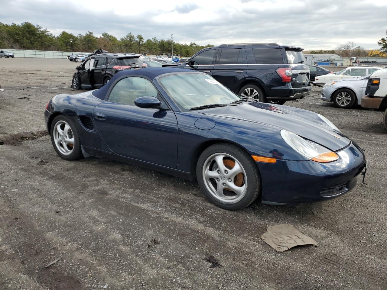 WP0CA2987YU628253 2000 Porsche Boxster