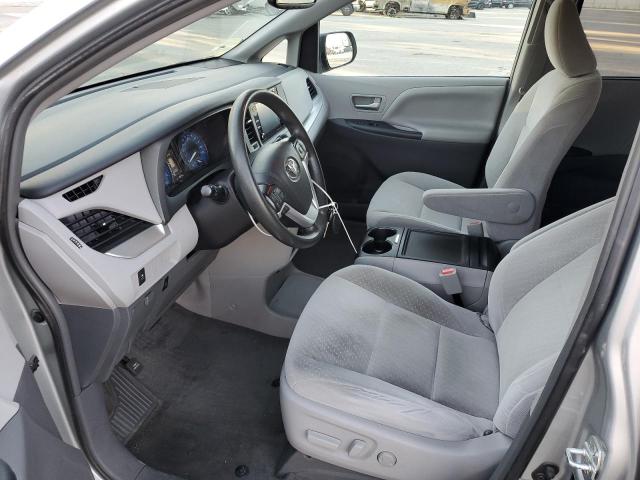 5TDKZ3DCXKS970488 Toyota SIENNA LE