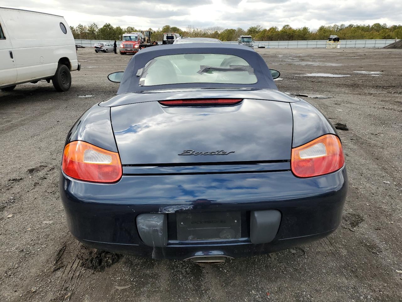 WP0CA2987YU628253 2000 Porsche Boxster