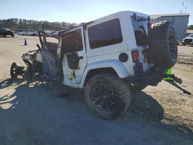 1C4BJWEG9HL697175 Jeep Wrangler Unlimited Sahara