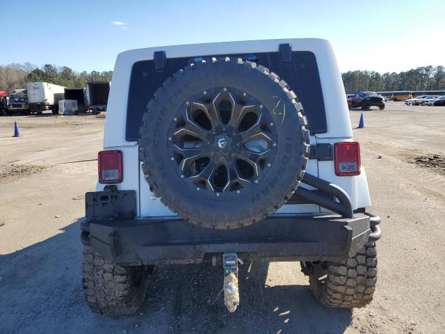 1C4BJWEG9HL697175 Jeep Wrangler Unlimited Sahara